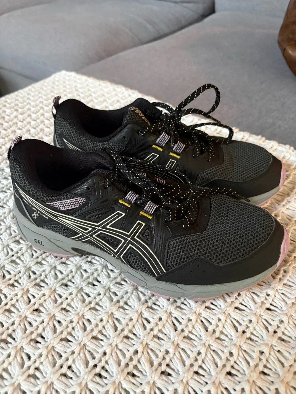 Asics Gel-Venture Size 8Womens Running Shoes Sneakers Athletic F580821